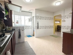 Blk 132 Geylang East Grove (Geylang), HDB Executive #500520491